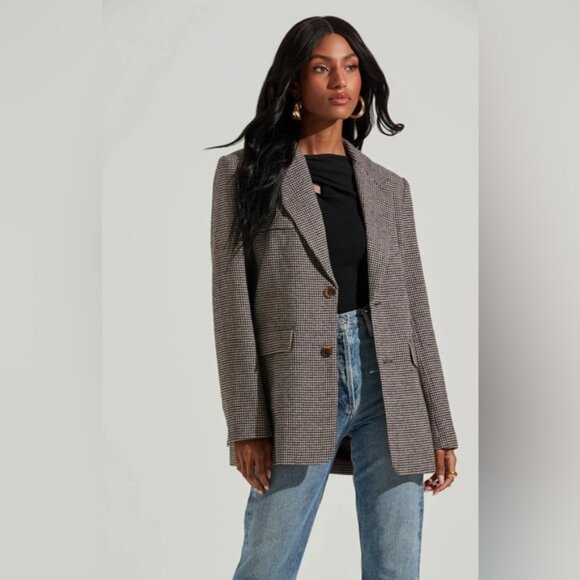 ASTR the Label Pauline Blazer Brown Cream - Picture 2 of 5